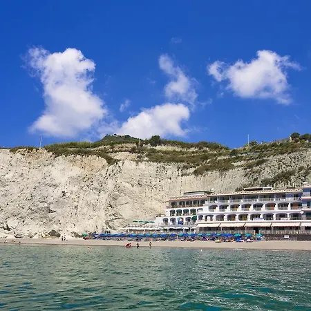 Vittorio Hotel 3*
